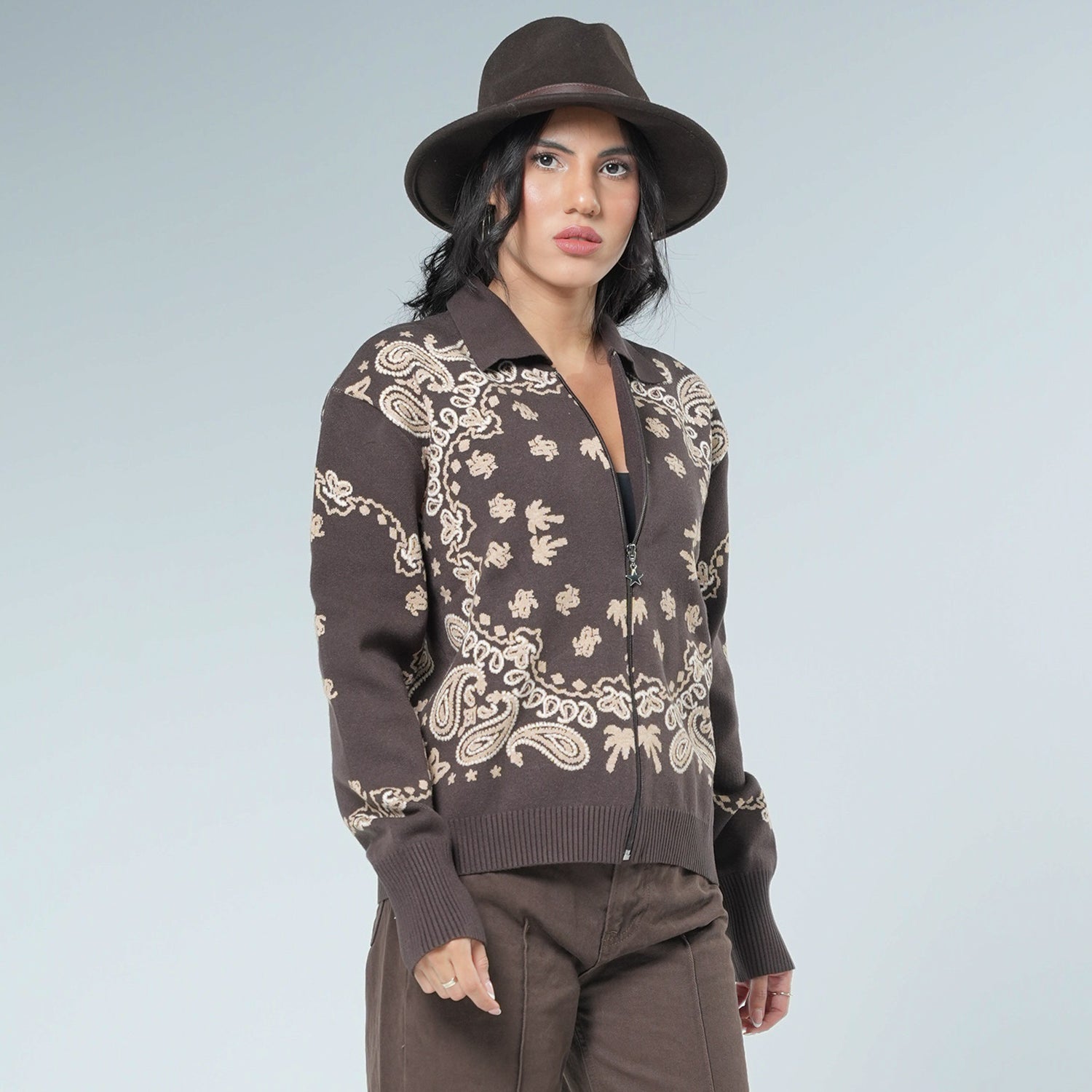 CAPRICA FEMUARLI HIRKA