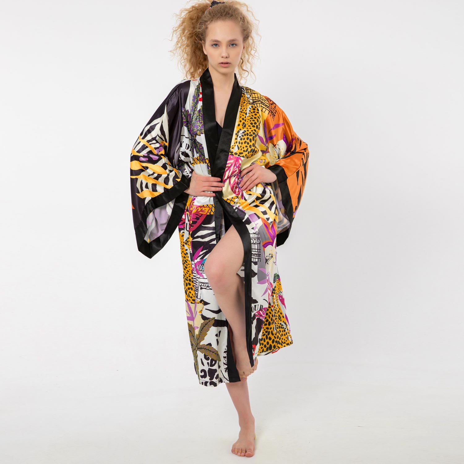 HOLLY KIMONO