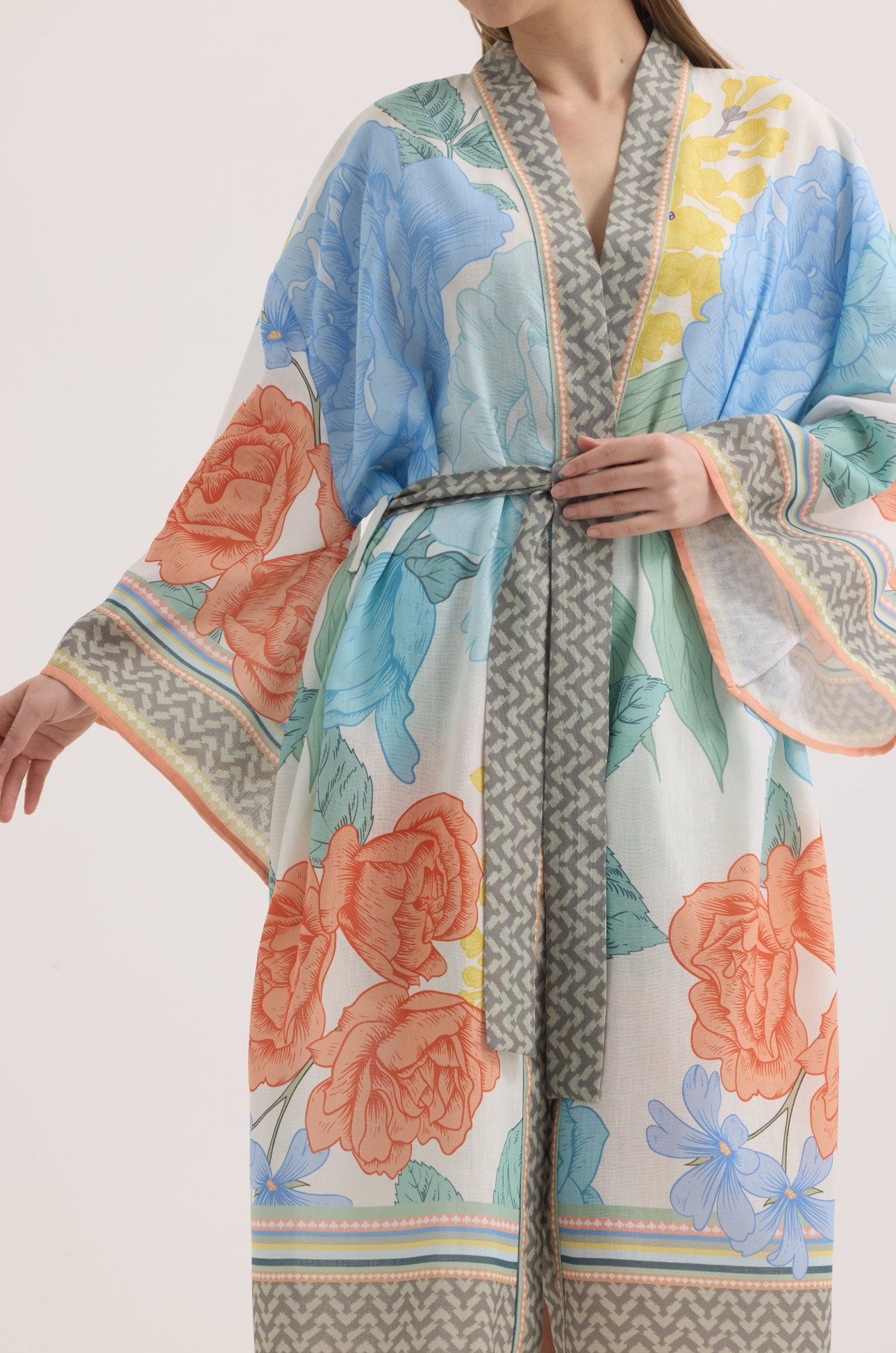 LUCY KIMONO